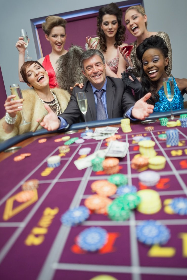 Tampilan permainan Wild West Gold di aris togel dengan gulungan slot dan simbol-simbol bertema barat